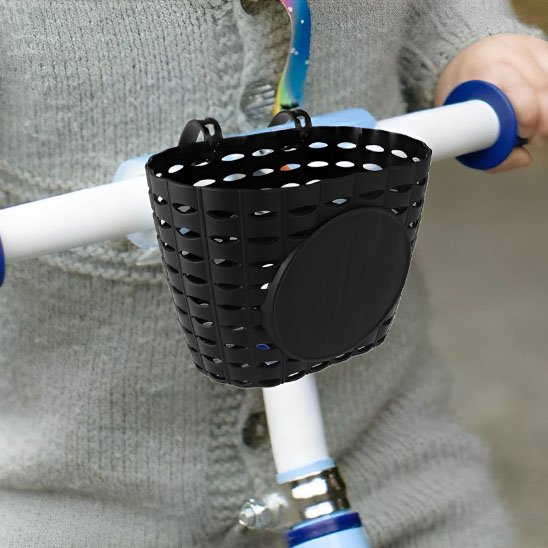 panier de vélo noir sur gris
