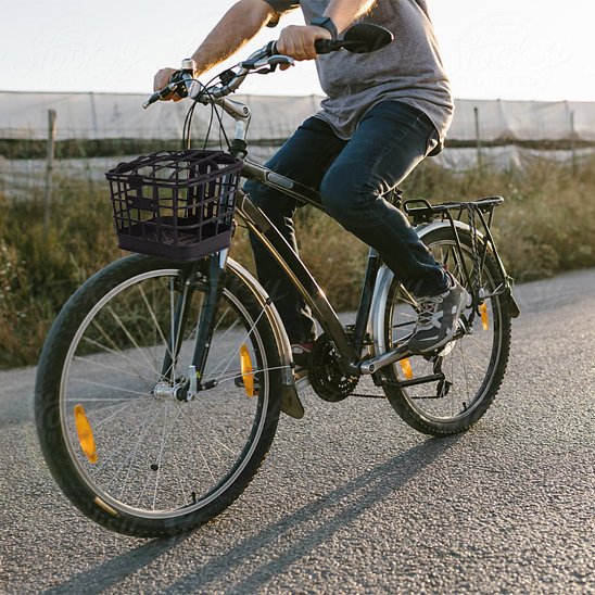 panier vélo avec homme 