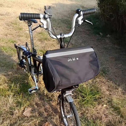vélo panier sur vélo noir